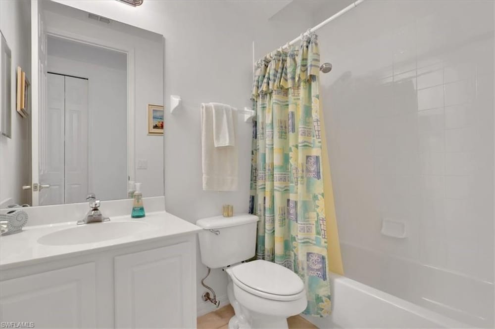 890 Eastham Way Q102 – #226021071 - Glen Eagle