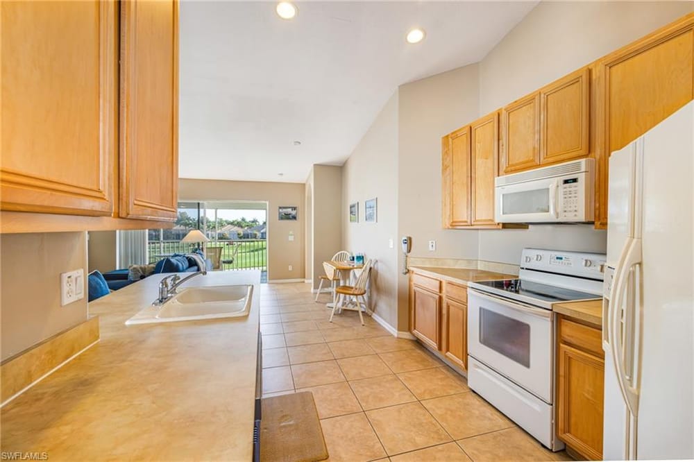 6894 Sterling Greens Ct. 201 – #226021144 - Glen Eagle