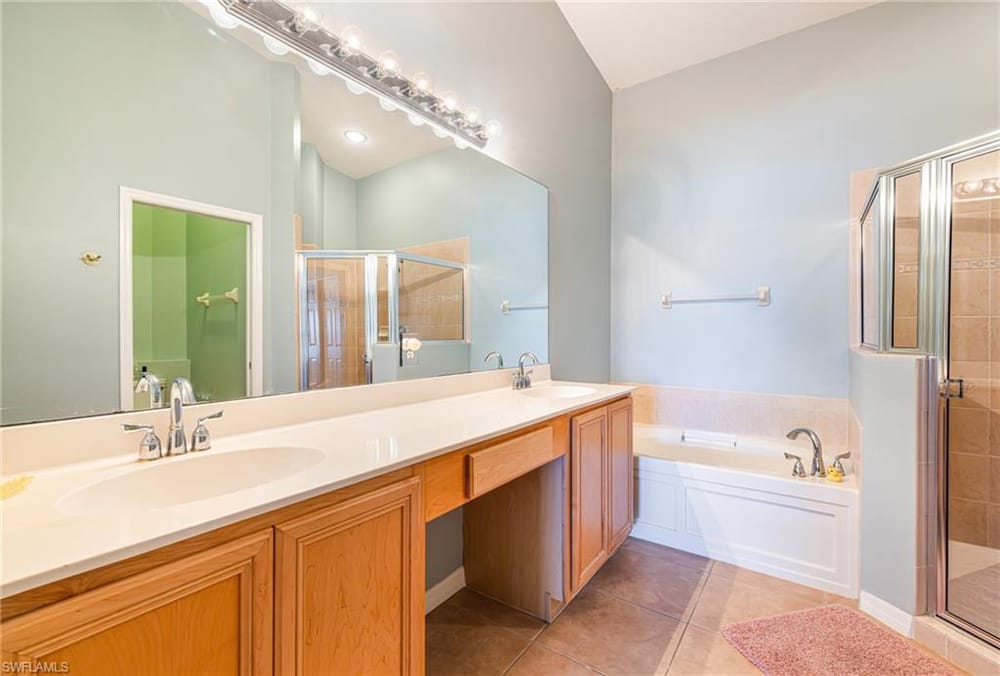 6894 Sterling Greens Ct. 201 – #226021144 - Glen Eagle