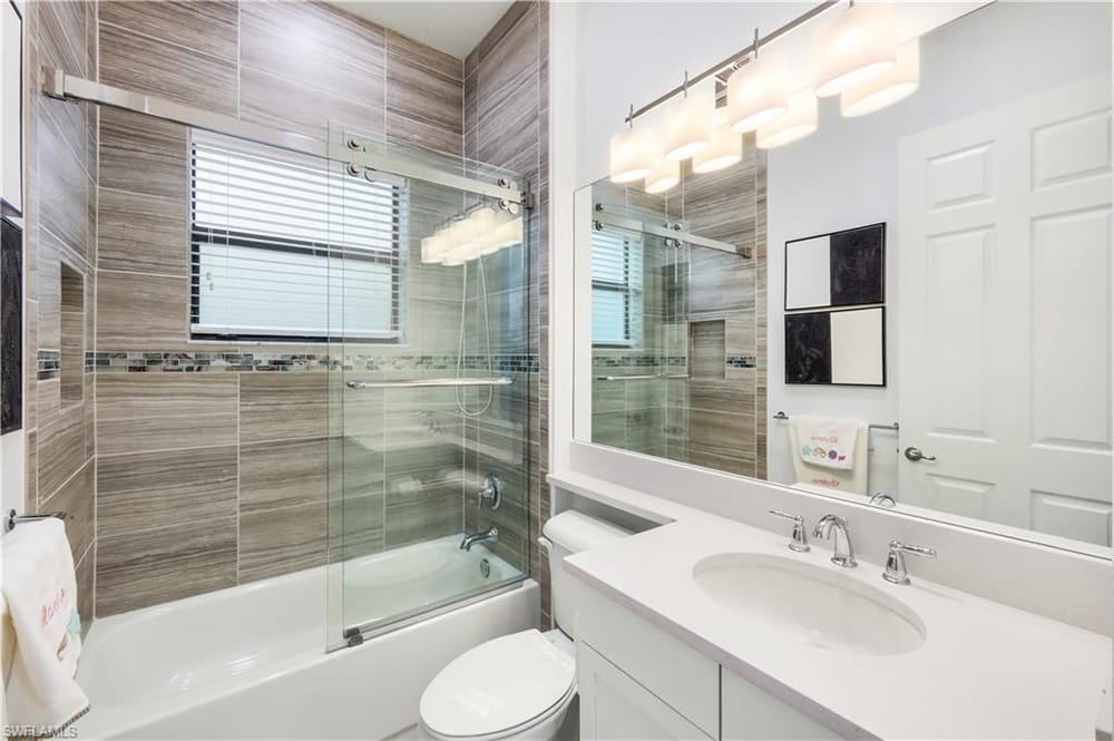 13836 Luna Dr. – #226021162 - Marbella Isles