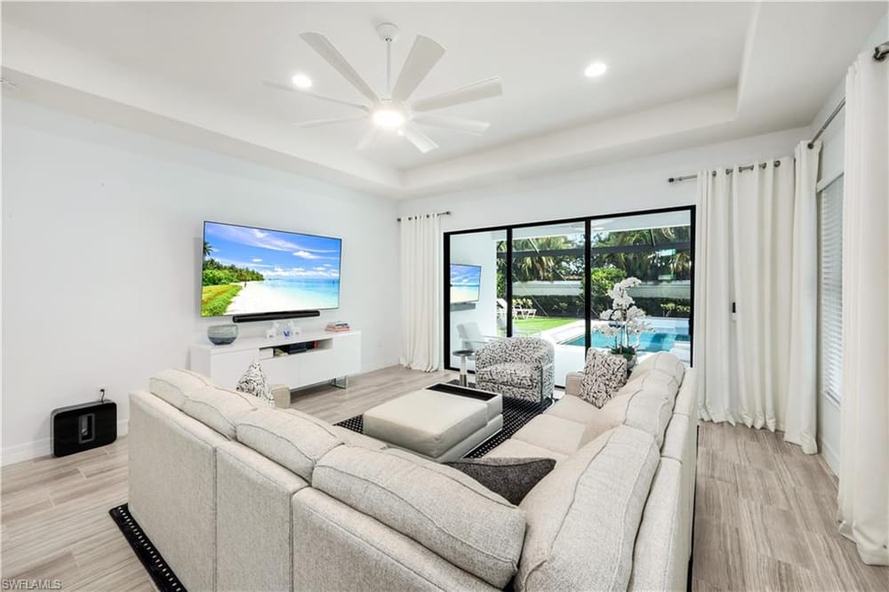 13836 Luna Dr. – #226021162 - Marbella Isles