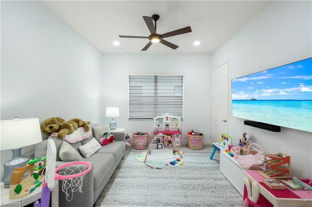 13836 Luna Dr. – #226021162 - Marbella Isles