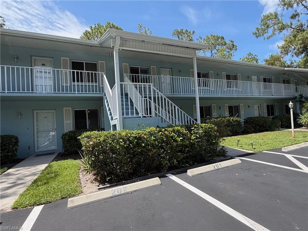 5685 Whitaker Rd. 202 – #226021435 - Naples Parkwood Club