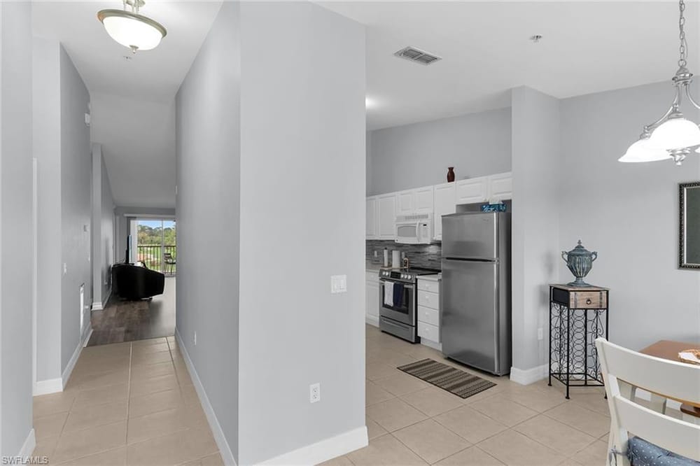 1100 Eastham Way A302 – #226021470 - Glen Eagle