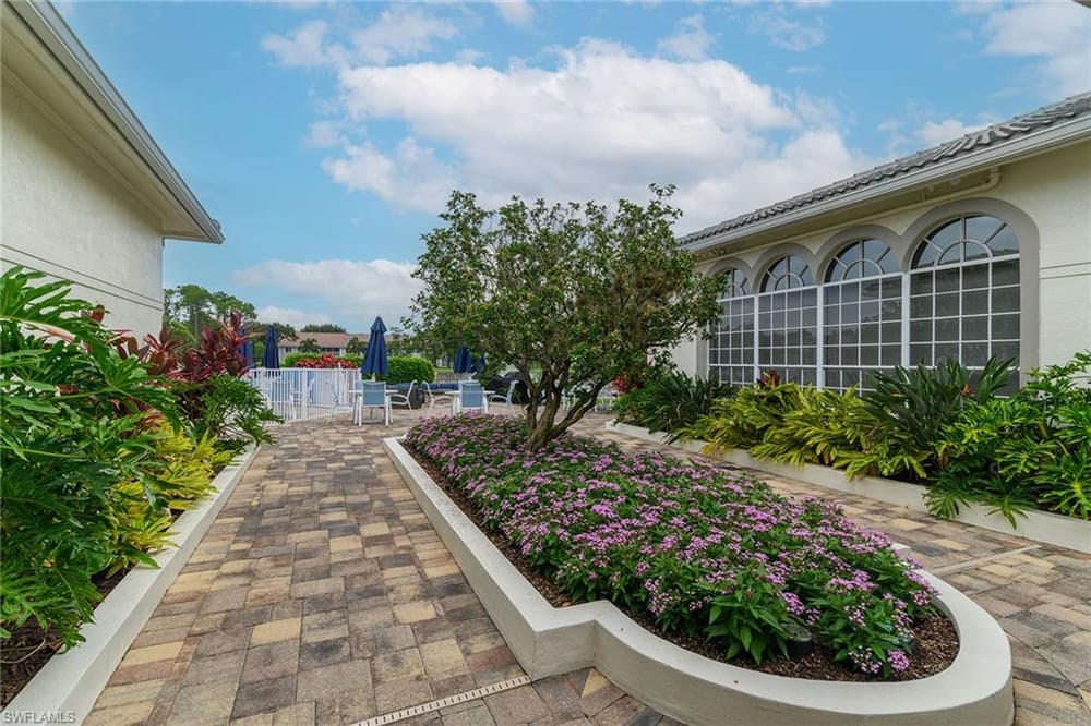 1100 Eastham Way A302 – #226021470 - Glen Eagle