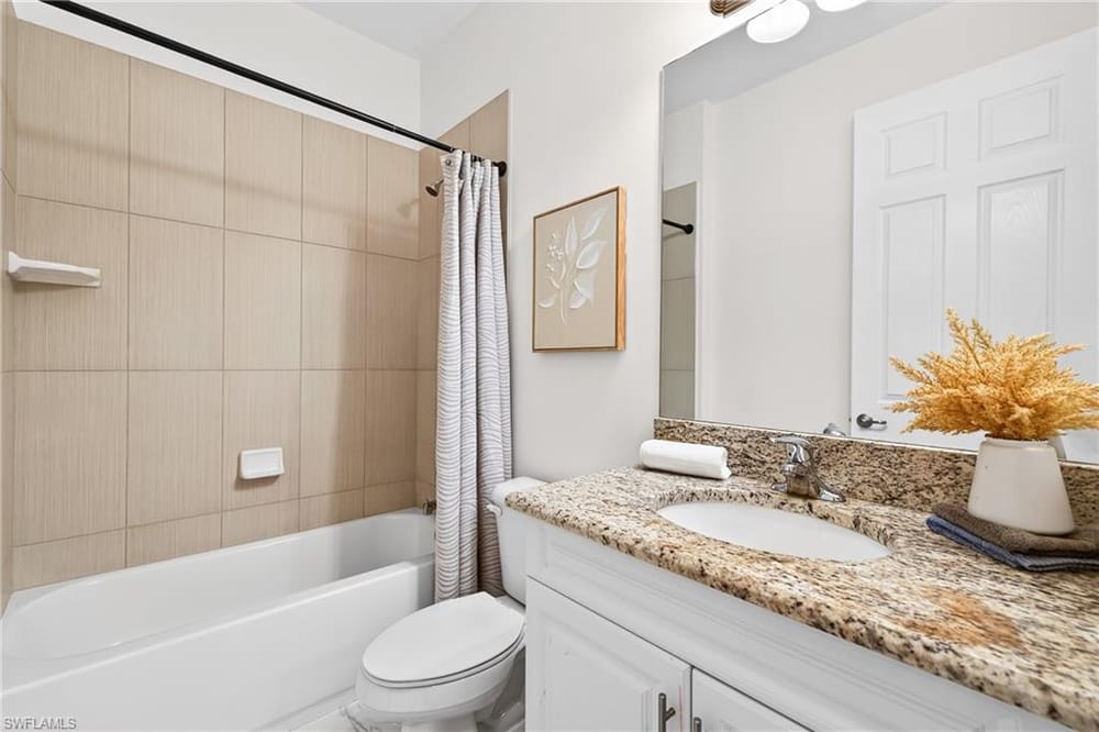 13852 Luna Dr. – #226021472 - Marbella Isles