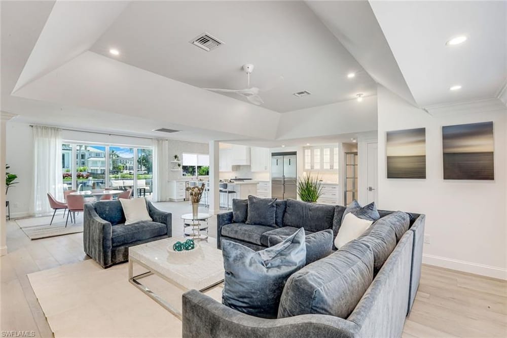 151 Bayview Ave. – #226021645 - Vanderbilt Beach