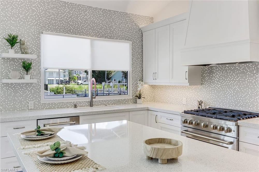 151 Bayview Ave. – #226021645 - Vanderbilt Beach