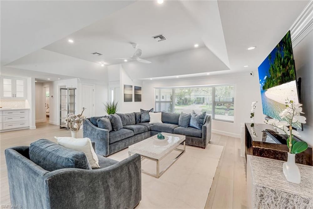 151 Bayview Ave. – #226021645 - Vanderbilt Beach