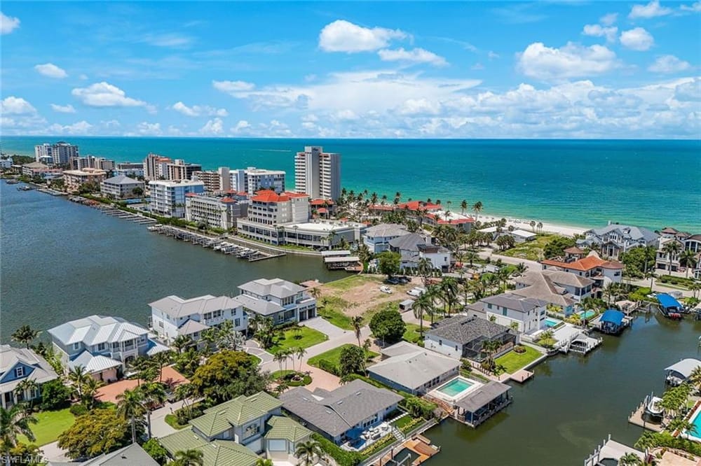 151 Bayview Ave. – #226021645 - Vanderbilt Beach
