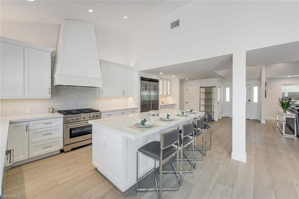 151 Bayview Ave. – #226021645 - Vanderbilt Beach