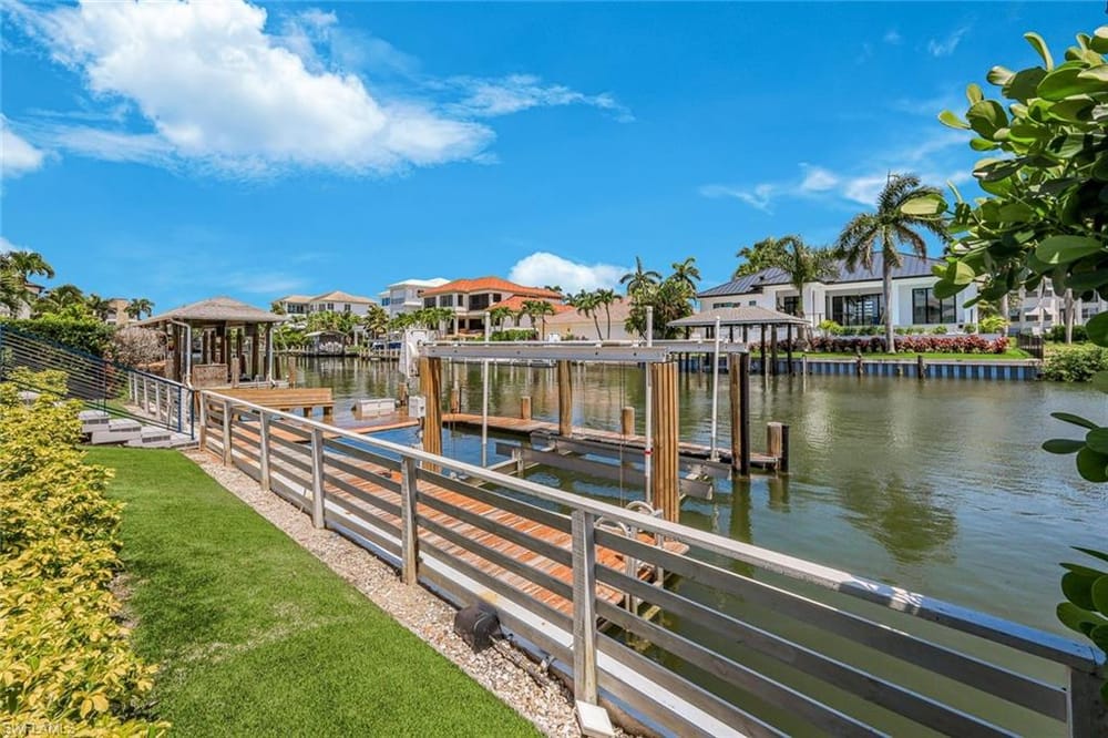 151 Bayview Ave. – #226021645 - Vanderbilt Beach