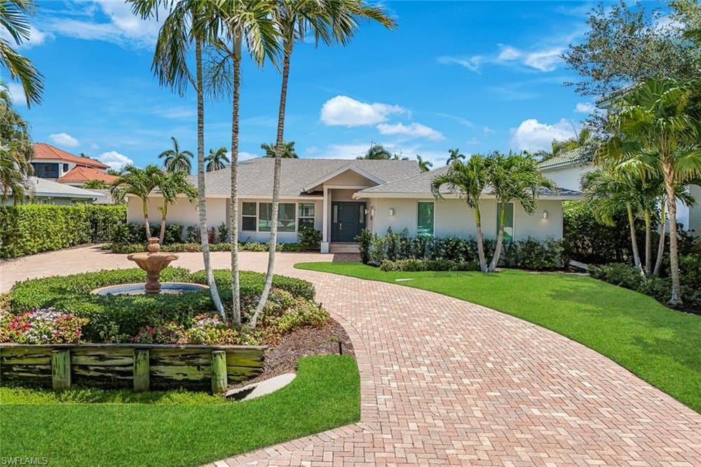 151 Bayview Ave. – #226021645 - Vanderbilt Beach
