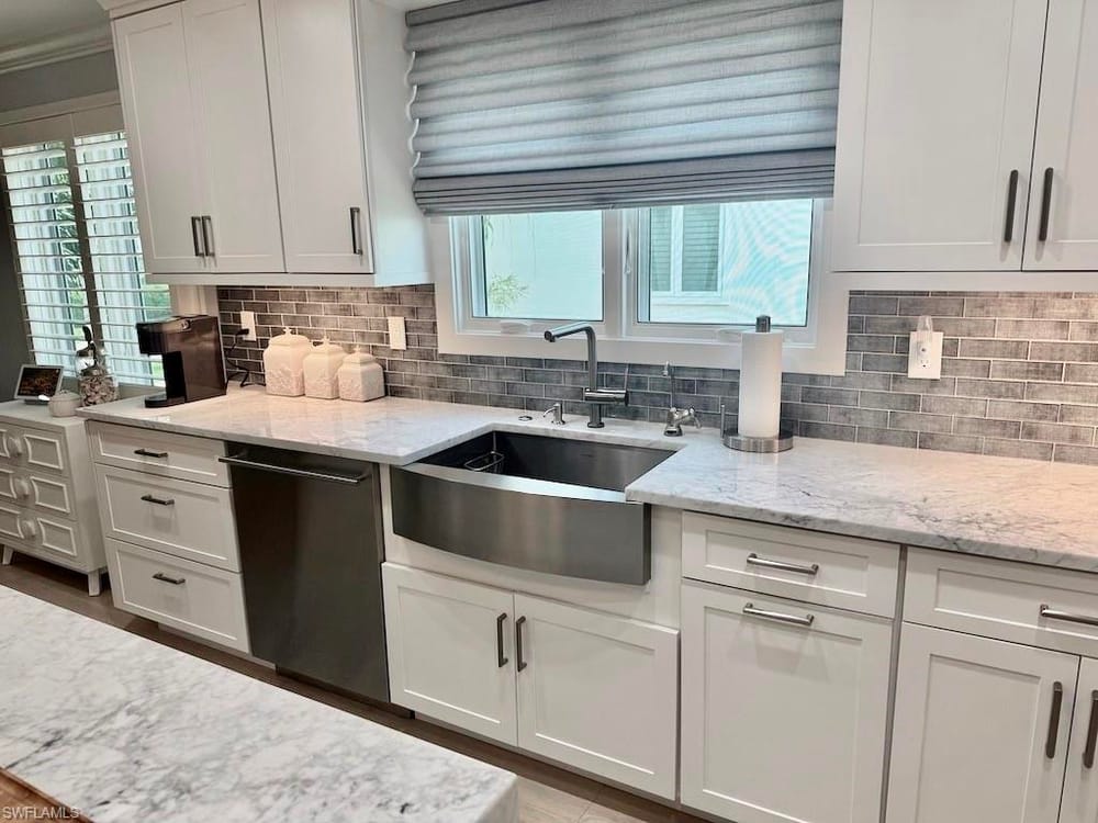 225 5th Ave. S 103 – #226021821 - Olde Naples