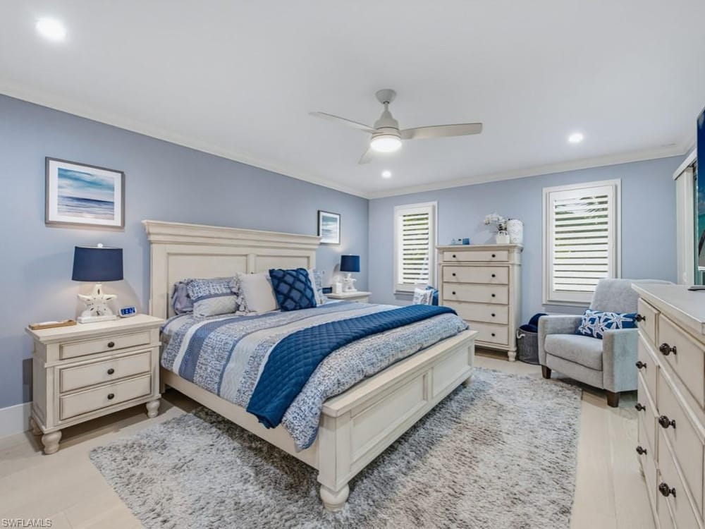 225 5th Ave. S 103 – #226021821 - Olde Naples