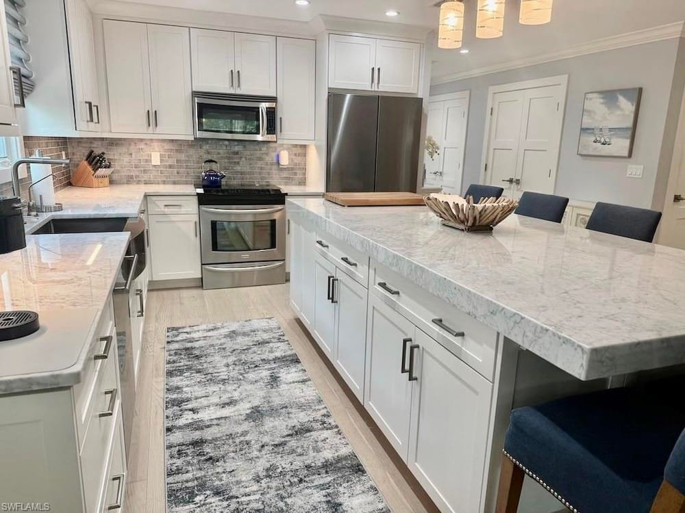 225 5th Ave. S 103 – #226021821 - Olde Naples
