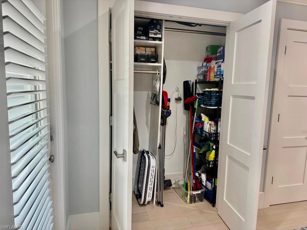 225 5th Ave. S 103 – #226021821 - Olde Naples