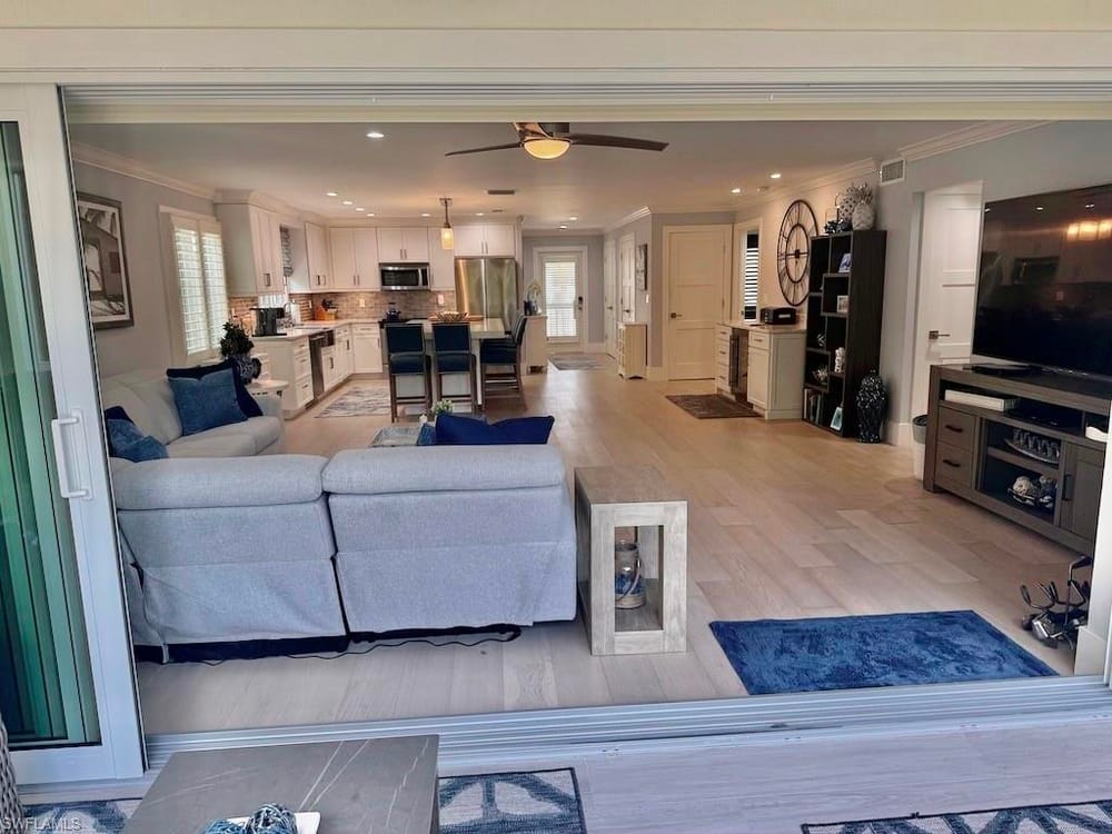 225 5th Ave. S 103 – #226021821 - Olde Naples