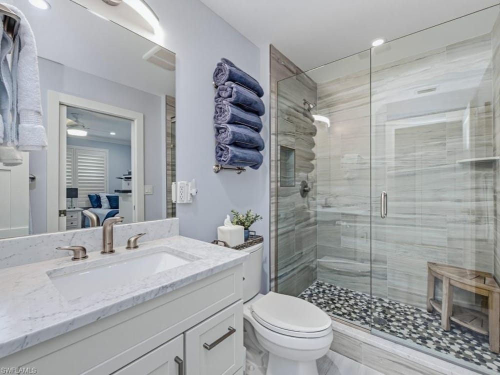 225 5th Ave. S 103 – #226021821 - Olde Naples
