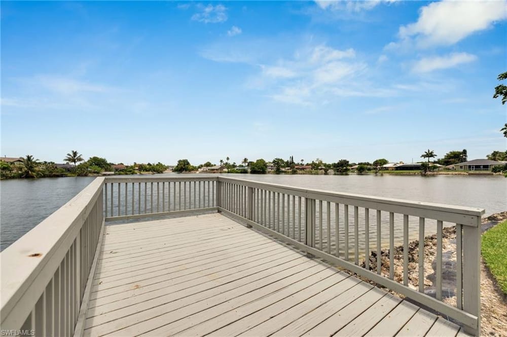 3065 50th Ln. SW – #226021851 - Golden Gate City