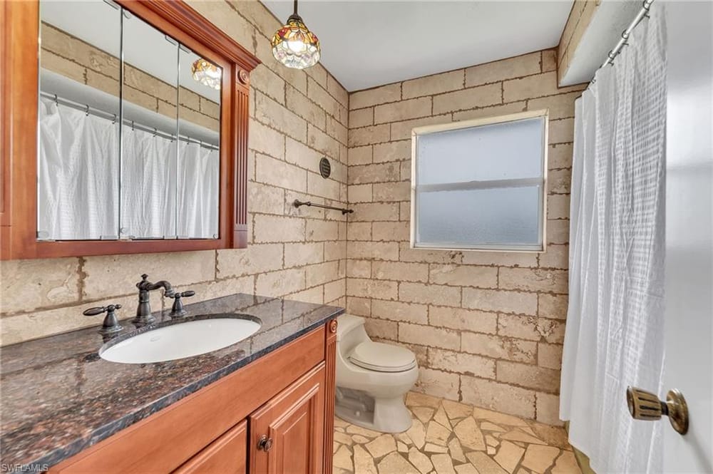 3065 50th Ln. SW – #226021851 - Golden Gate City