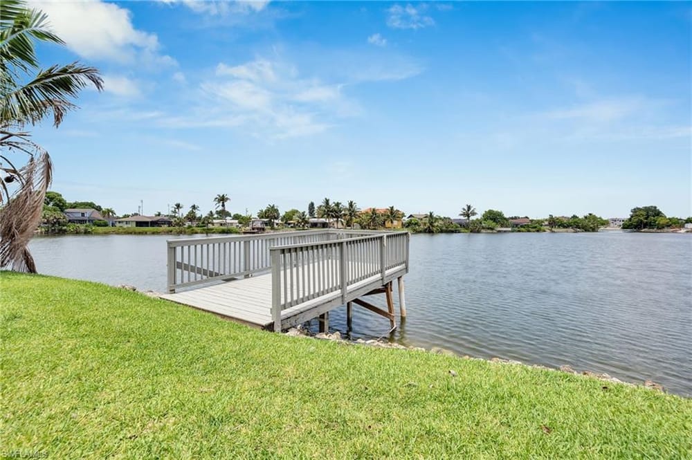 3065 50th Ln. SW – #226021851 - Golden Gate City