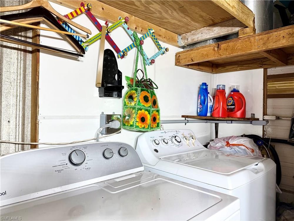 133 Redwood Ln. – #226022071 - Holiday Manor