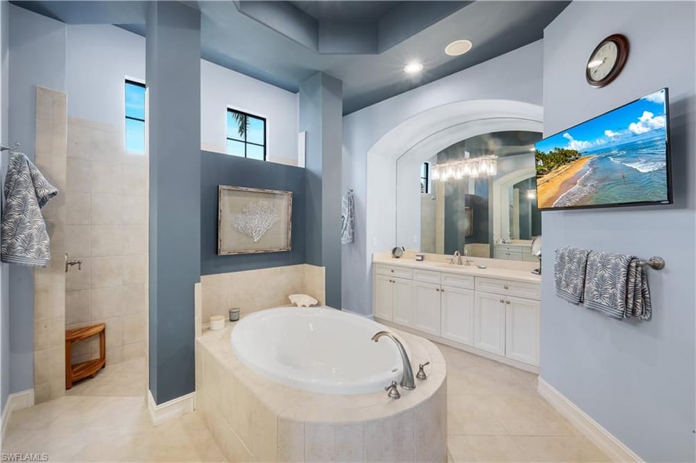 9002 Shenendoah Cir. – #226022175 - Lely Resort