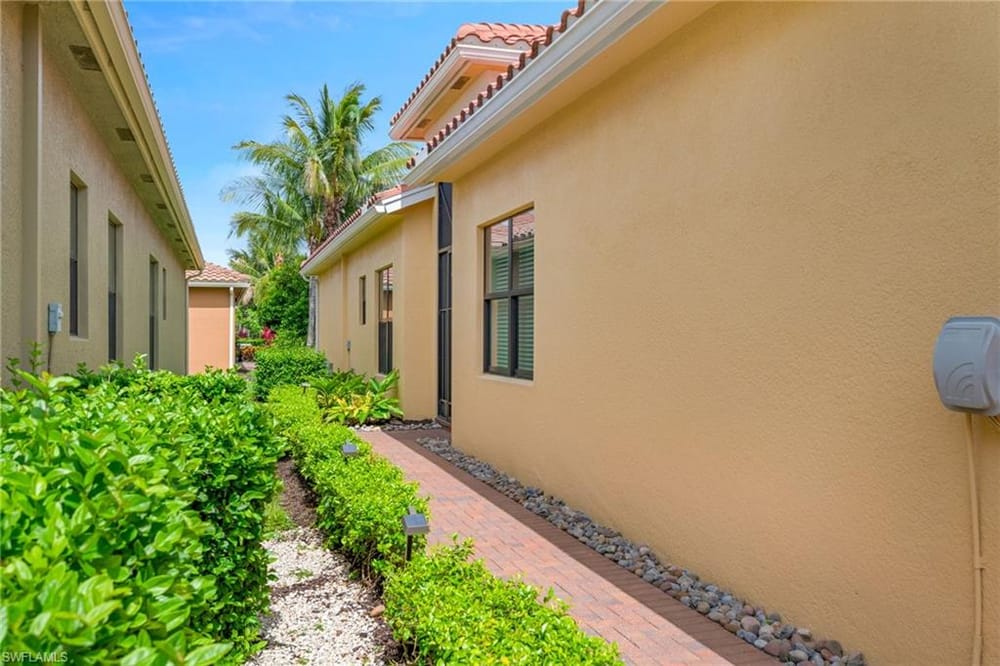 13322 Silktail Dr. – #226022182 - Marbella Isles