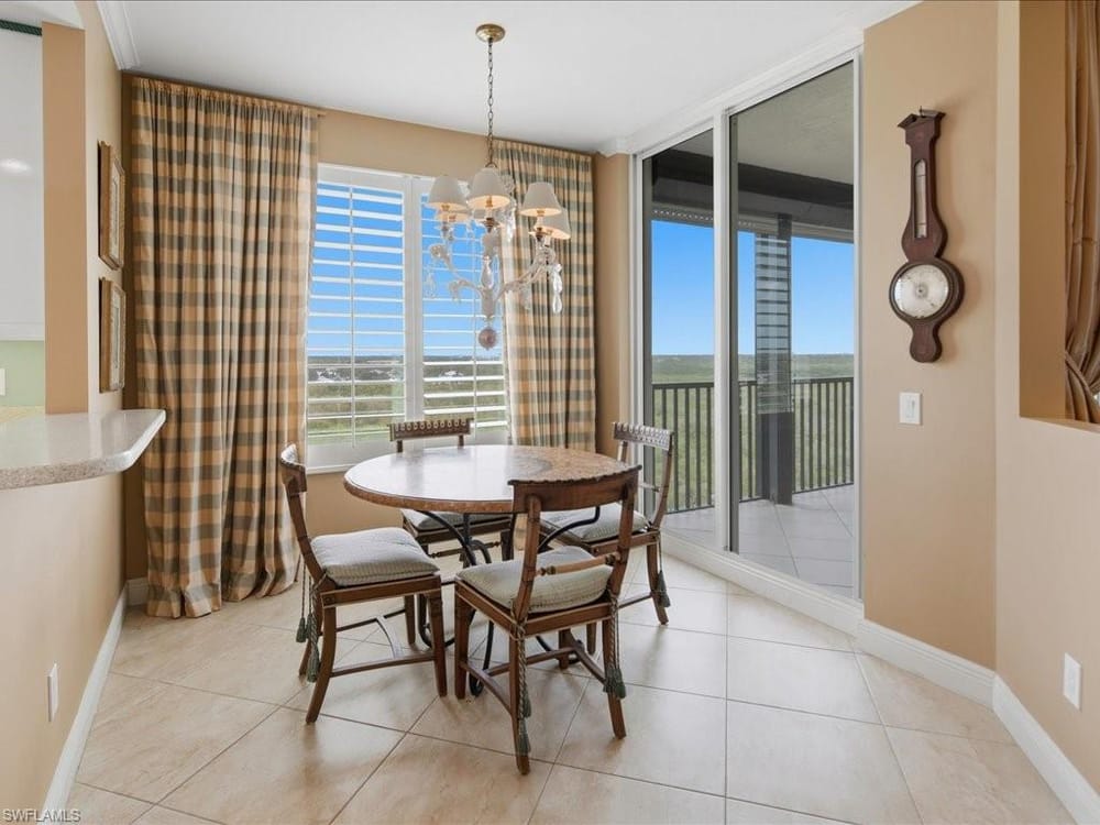 425 Cove Tower Dr. 901 – #226022278 - Cove Towers