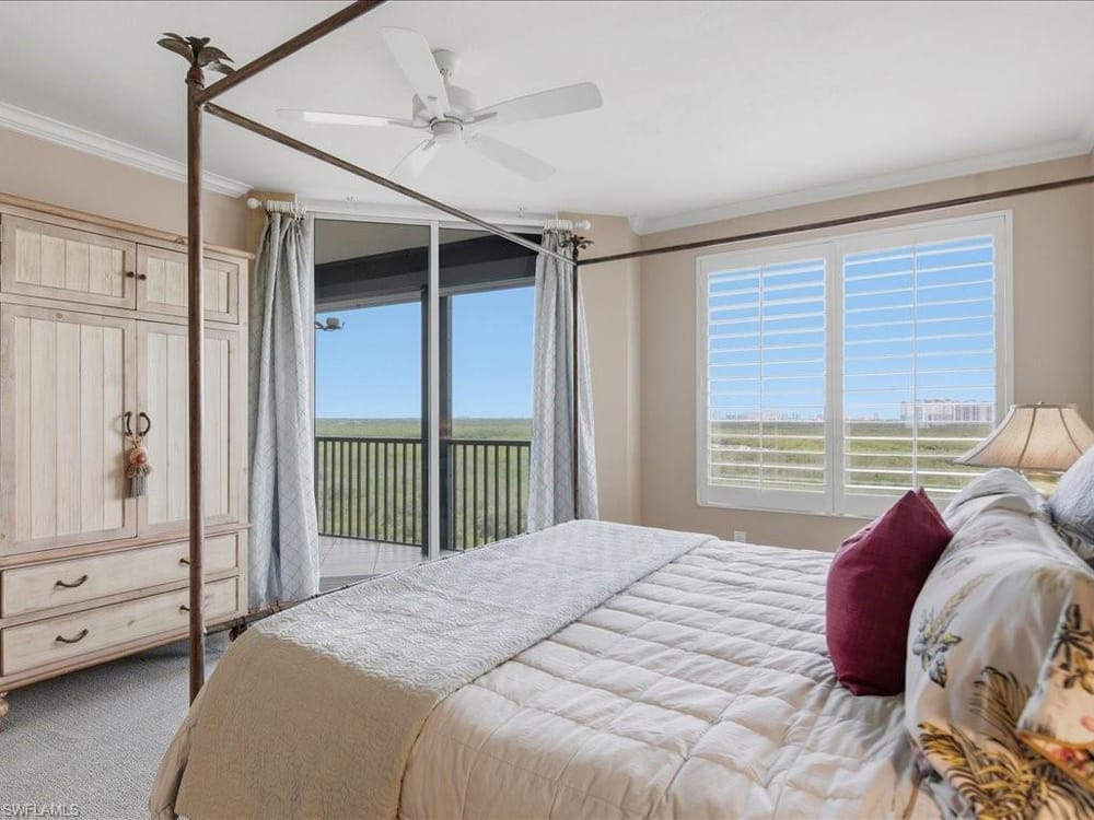 425 Cove Tower Dr. 901 – #226022278 - Cove Towers