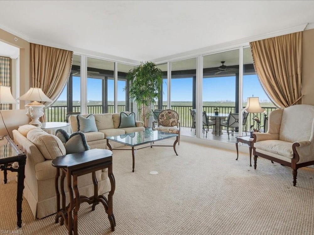 425 Cove Tower Dr. 901 – #226022278 - Cove Towers