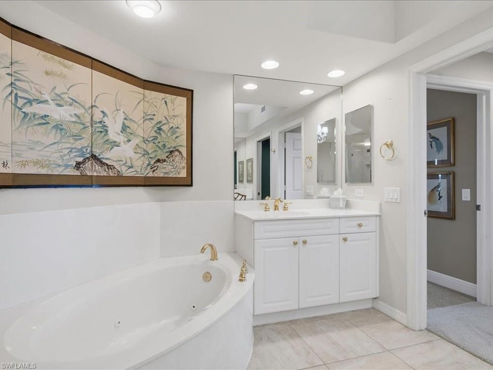425 Cove Tower Dr. 901 – #226022278 - Cove Towers