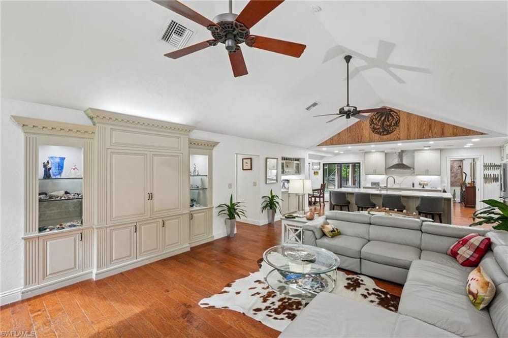4980 Tamarind Ridge Dr. – #226022345 - Logan Woods