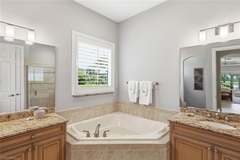 8793 Mustang Island Cir. – #226022490 - Lely Resort