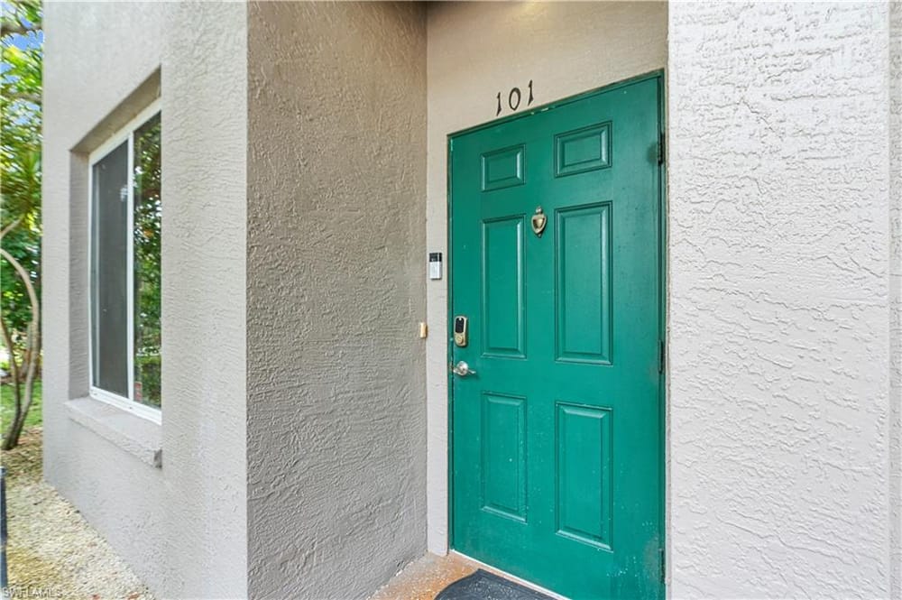 5470 16th Pl. SW 101 – #226022592 - Golden Gate City