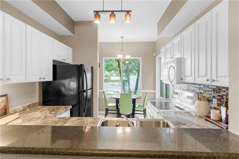 5470 16th Pl. SW 101 – #226022592 - Golden Gate City