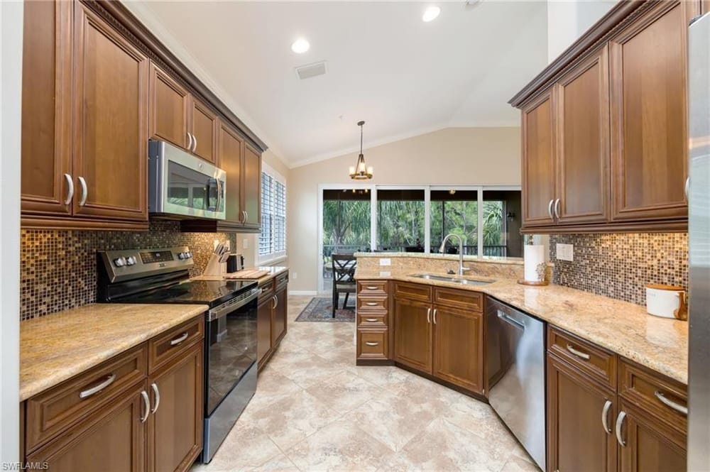 6657 Alden Woods Cir. 201 – #226022772 - Lely Resort