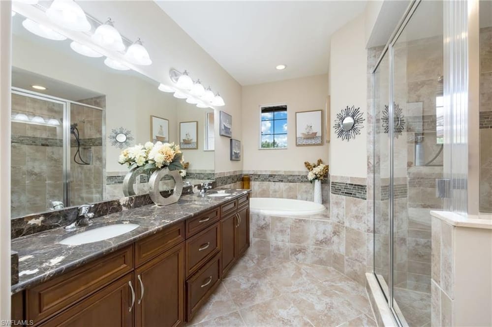 6657 Alden Woods Cir. 201 – #226022772 - Lely Resort