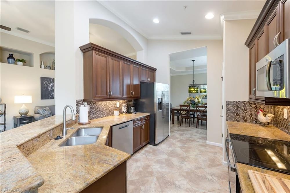 6657 Alden Woods Cir. 201 – #226022772 - Lely Resort