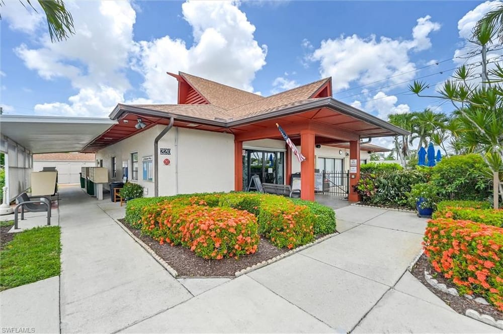 148 Seven Seas Way – #226022831 - Windjammer Village Of Naples