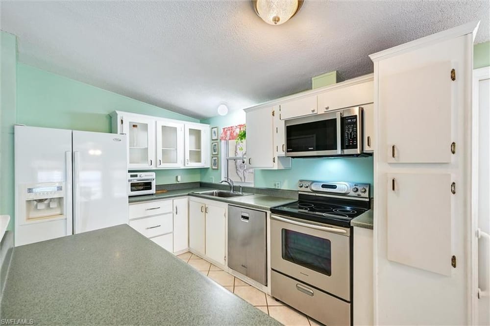 148 Seven Seas Way – #226022831 - Windjammer Village Of Naples