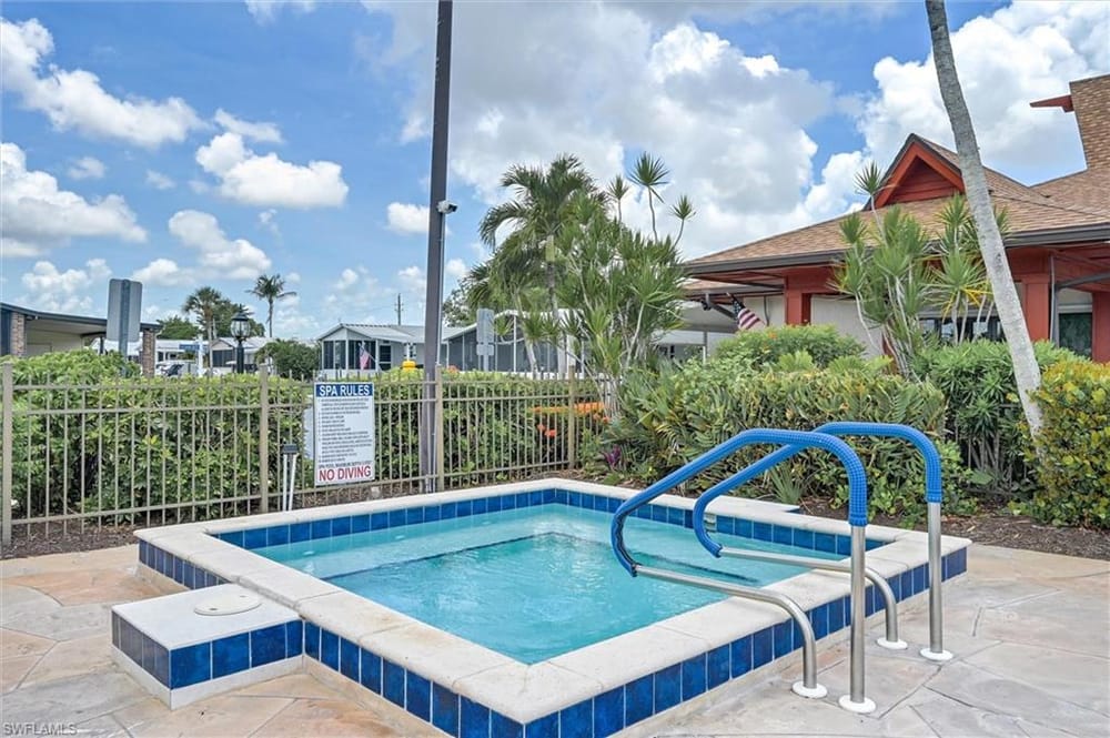 148 Seven Seas Way – #226022831 - Windjammer Village Of Naples