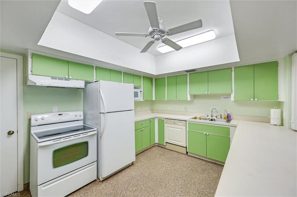 148 Seven Seas Way – #226022831 - Windjammer Village Of Naples