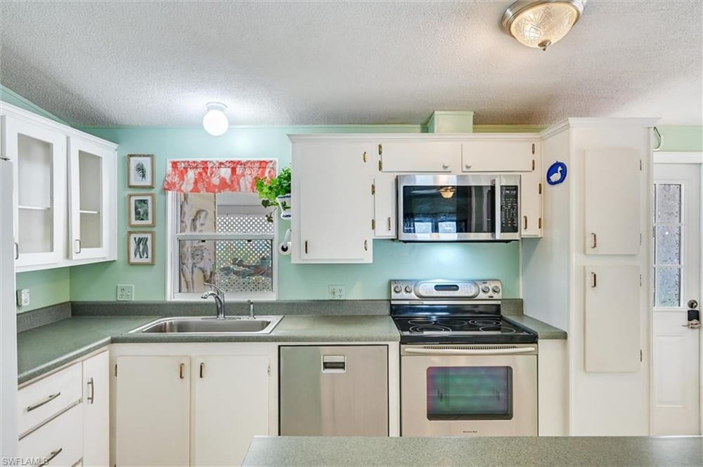 148 Seven Seas Way – #226022831 - Windjammer Village Of Naples