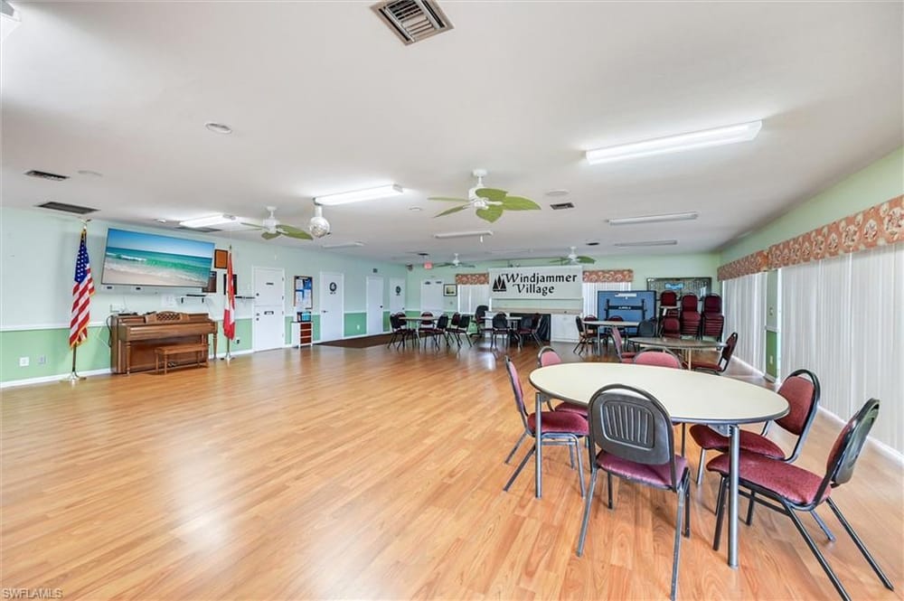 148 Seven Seas Way – #226022831 - Windjammer Village Of Naples
