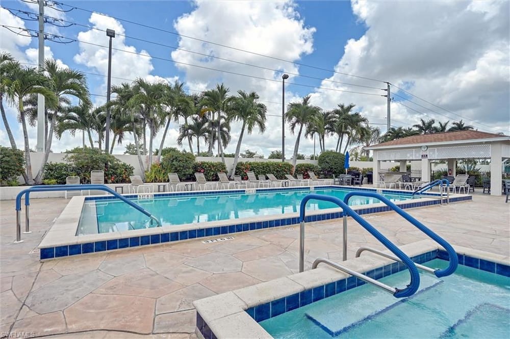 148 Seven Seas Way – #226022831 - Windjammer Village Of Naples