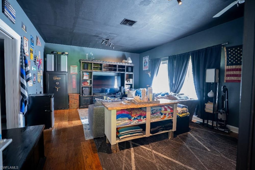 6100 Dogwood Way – #2026025871 - Logan Woods