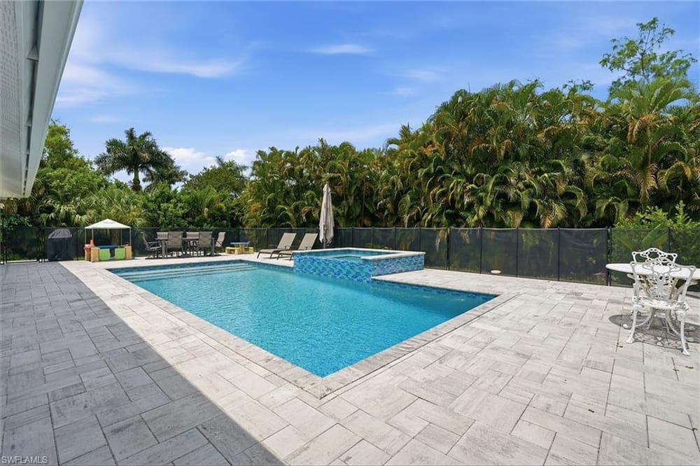 721 Logan Blvd. S – #226022898 - Logan Woods