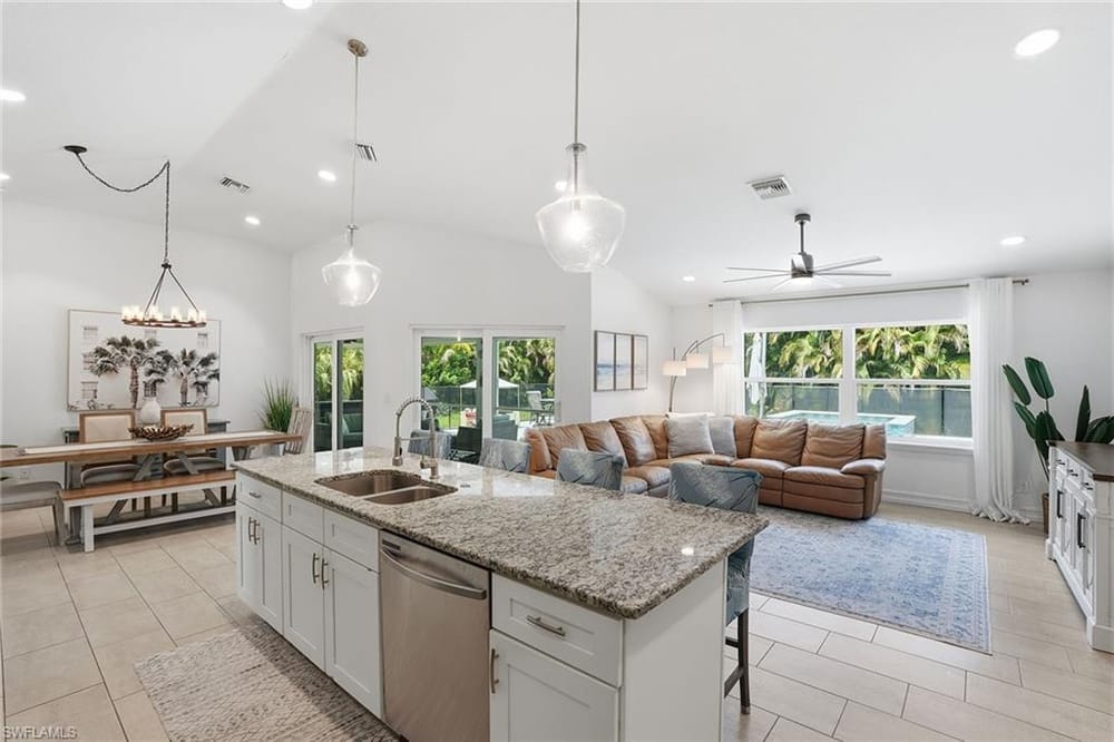 721 Logan Blvd. S – #226022898 - Logan Woods